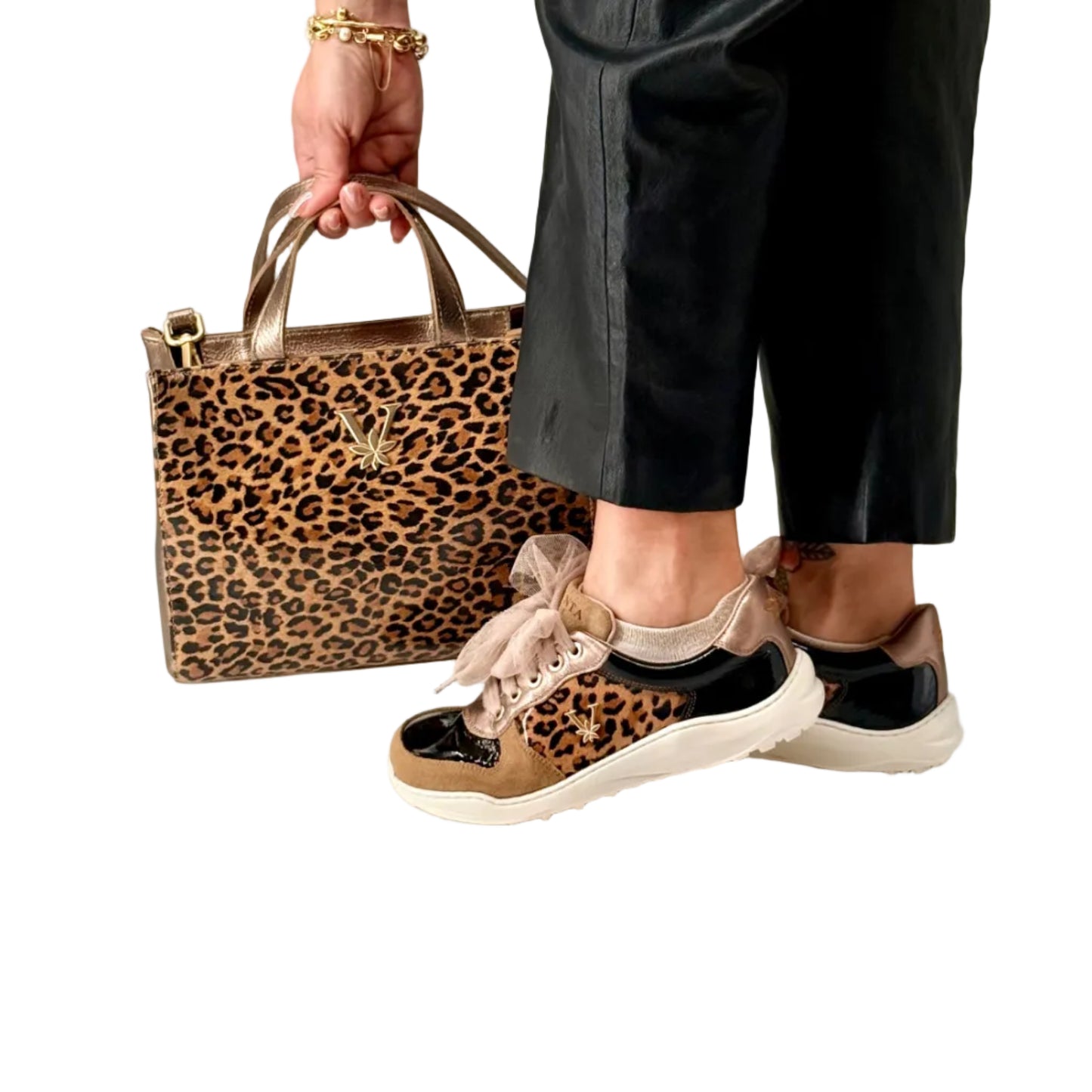 LÍA Chic [Black & Animal Print]