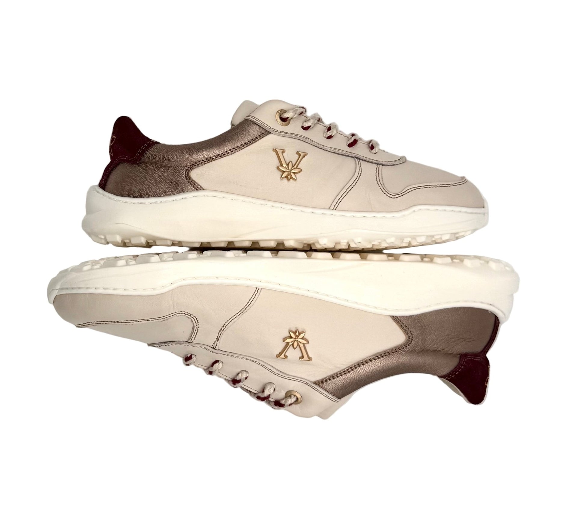 LÍA IVORY UNISEX: neutro, fino y con carácter. - VALENTA UNIC