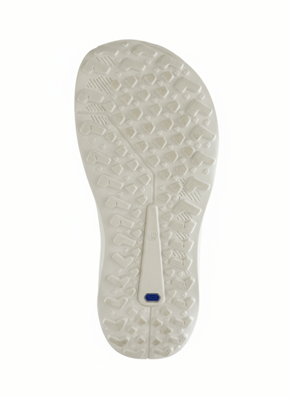 LÍA IVORY UNISEX: neutro, fino y con carácter. - VALENTA UNIC