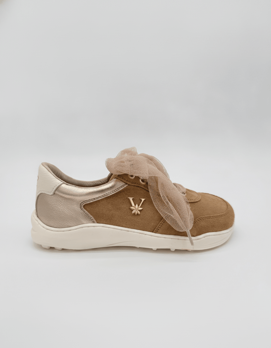 LÍA SAND & PLANTINO - VALENTA UNIC
